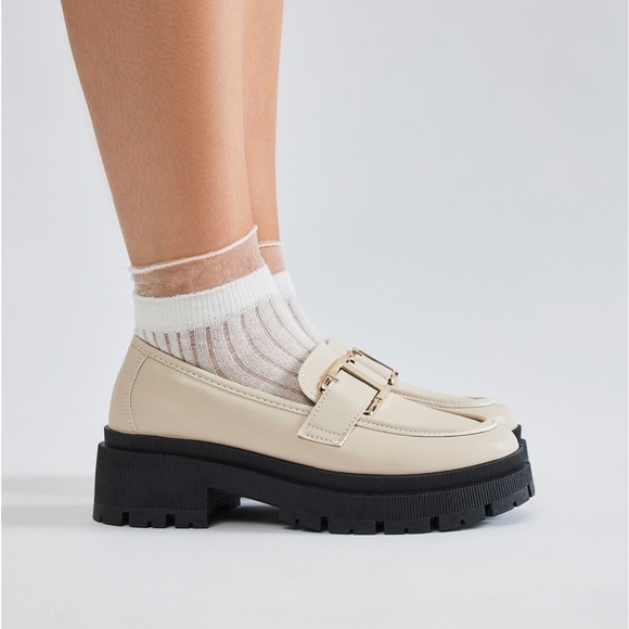 NWOB🔥Worth My Time Platform Heels🔥 - Picture 2 of 5